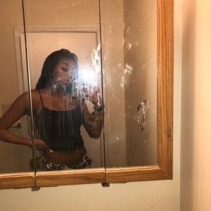 Meet your Posher, Anina